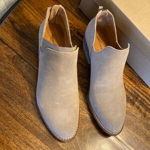Lucky Brand size 8 bootie